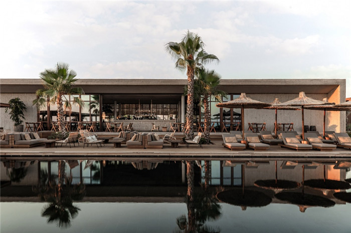 高精尖人士最愛的度假酒店設計:Casa Cook酒店泳池設計方案