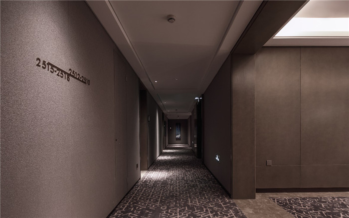 勃朗商務酒店設計公司推薦瑞盛國際俱樂部酒店客房走廊設計
