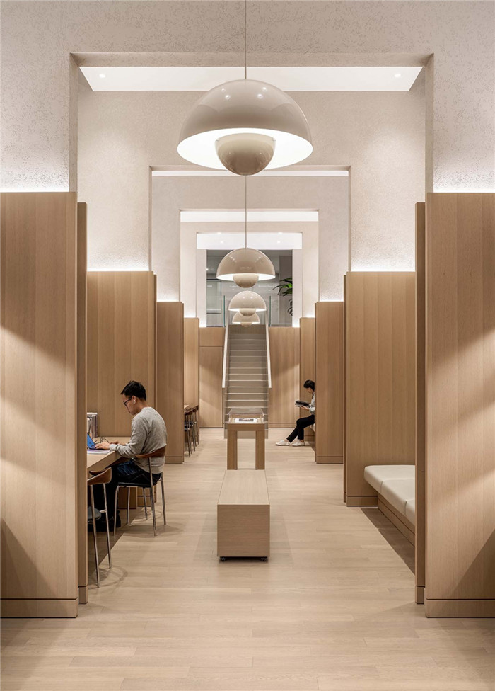 酒店圖書館設計-念念行旅  一個主打閱讀的小型精品酒店設計案例