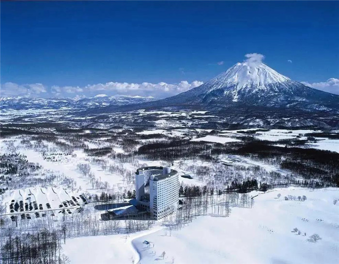 北海道二世古麗思卡爾頓隱世精品度假酒店設計