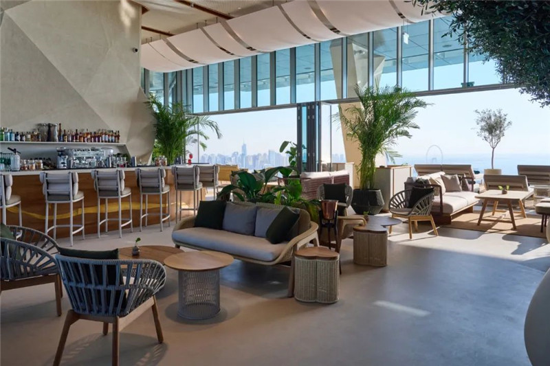 迪拜棕櫚塔AURA SKYPOOL度假酒店設計賞析