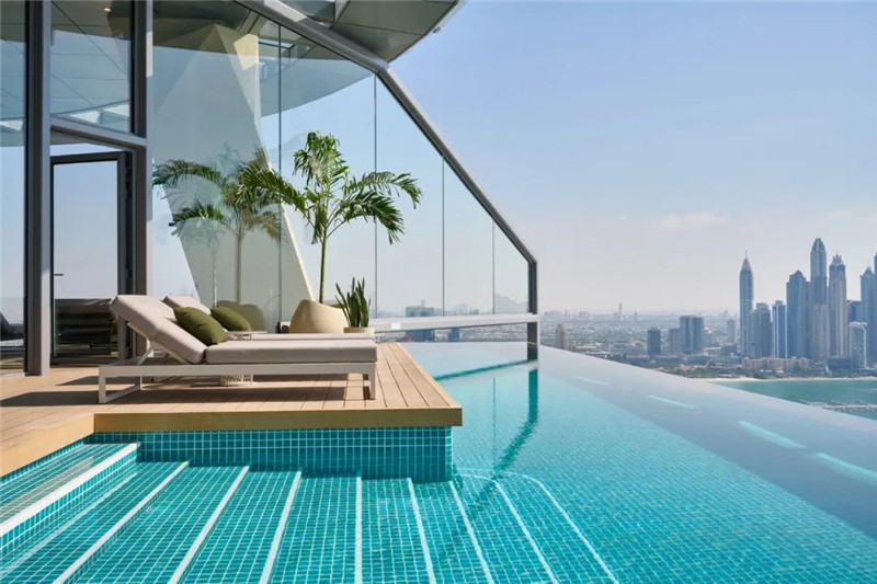 迪拜棕櫚塔AURA SKYPOOL度假酒店設計賞析