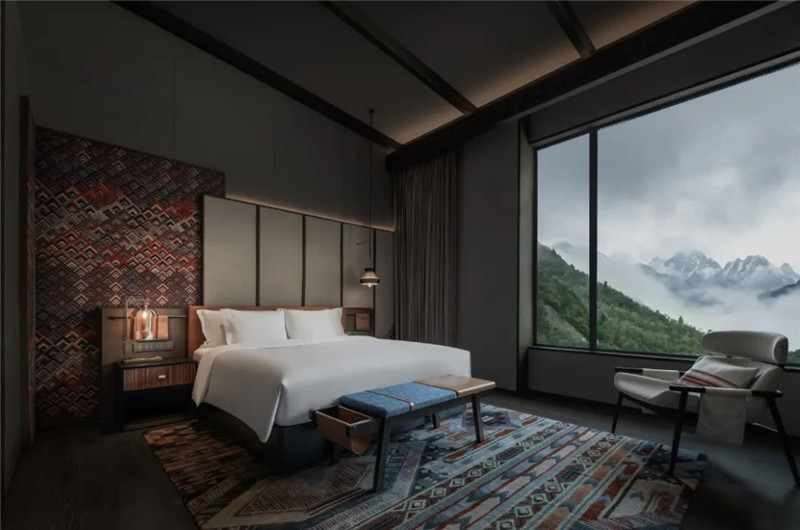 以藏族文化為主題的九寨英迪格精品酒店設計案例