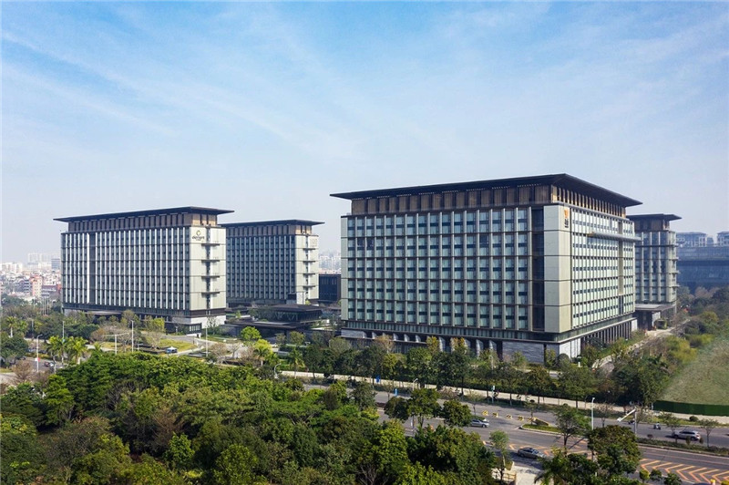廣州云珠東西結合的現代園林藝術酒店設計賞析