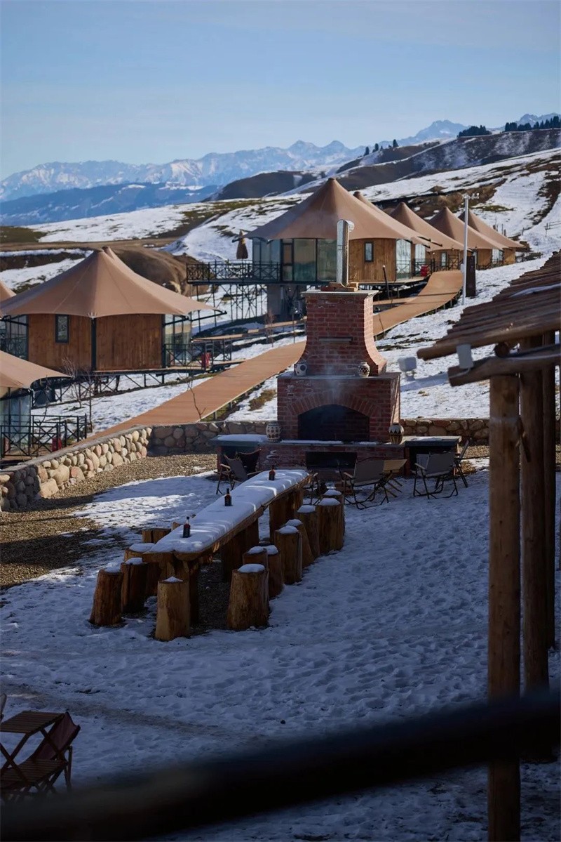 雪山牧歌  喀拉峻花間營·云馳谷民宿酒店設計
